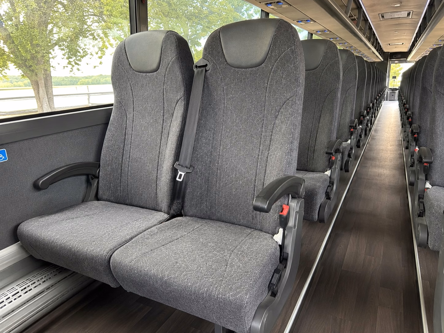 charter bus rentals for university of kentucky wildcats game day in lexington